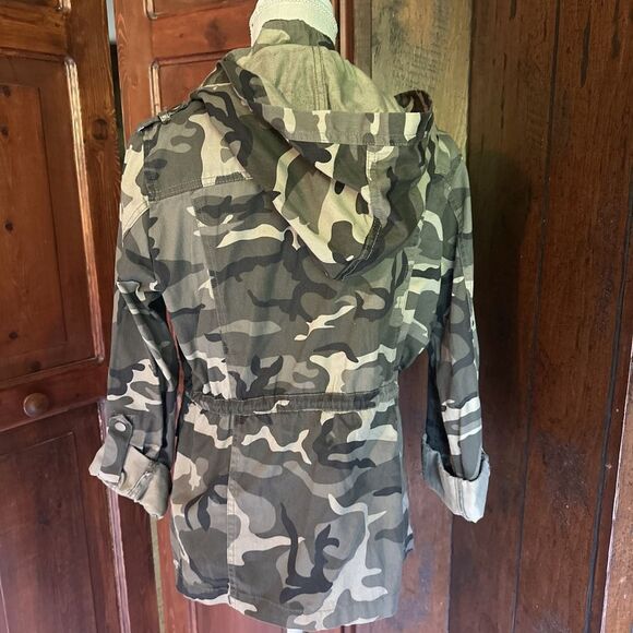 Shinestar Jacket Women's Large‎  Camouflaged Lightweight Outdoors Hooded EUC - Picture 5 of 6